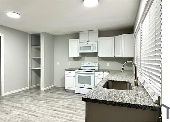 1st image of 5919 Hopetown Dr
