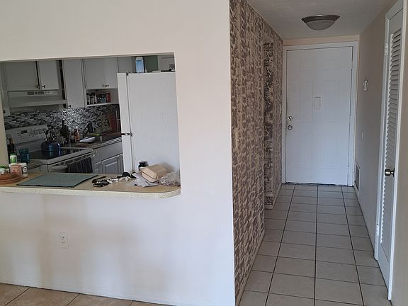 2nd image of 2005 Sans Souci Blvd APT 205