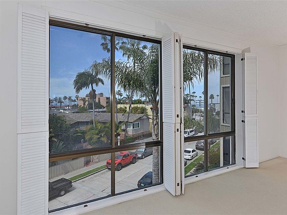2nd image of 8110 El Paseo Grande Unit 301