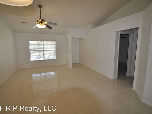 4th image of 144 Reserve 204 Cir