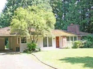 102 Cedar Crest Ln, Bellevue, WA 98004