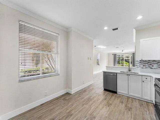 2482 Cordoba Bnd — Photo 19