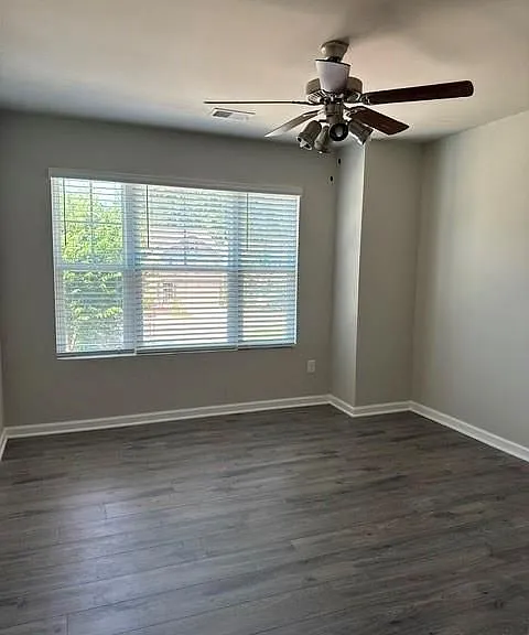 30 Laurel Rd E — Photo 14