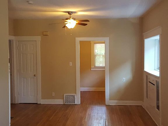 2nd image of 605 23rd St