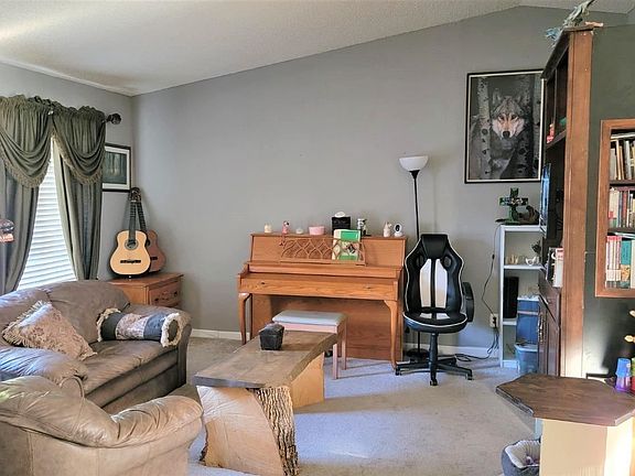 2nd image of 7525 Pixcroft Ct
