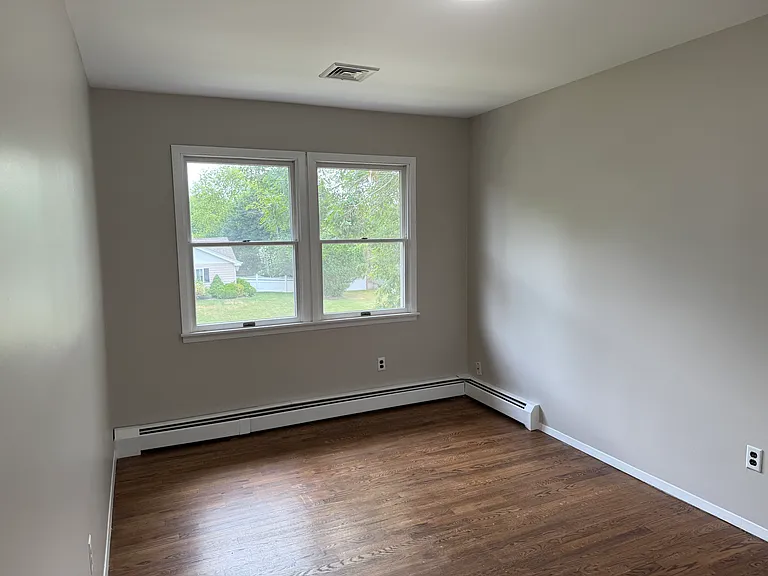 266 Edward Ave #2 — Photo 12