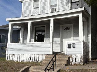 921 Vine St, La Crosse, WI 54601