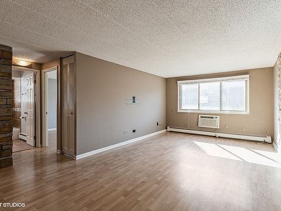 4th image of 477 Graceland Ave APT 2A