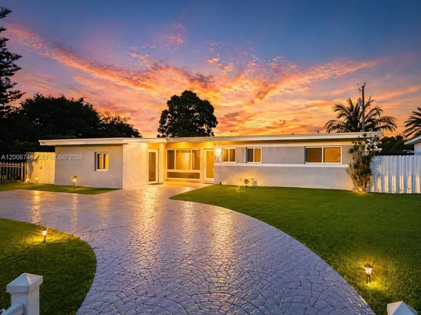 561 NE 172nd St, North Miami Beach, FL 33162
