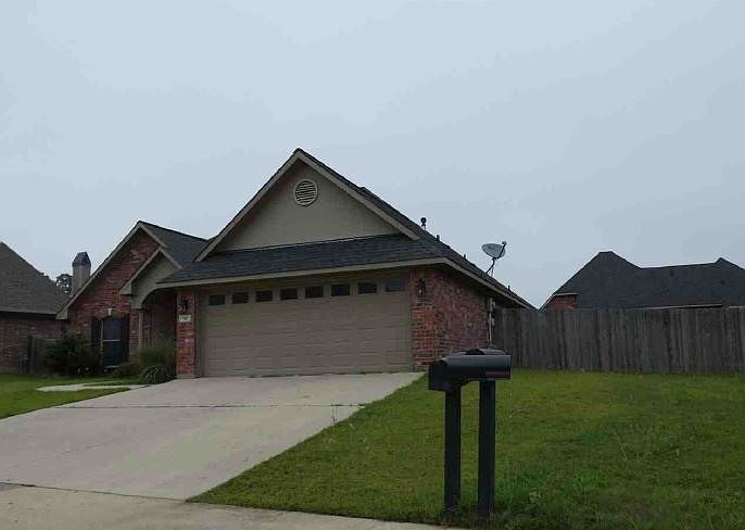 2nd image of 202 Springview Dr