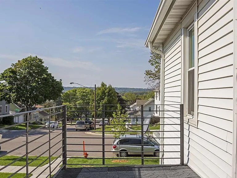501 1/2 N 5th St #501 — Photo 2