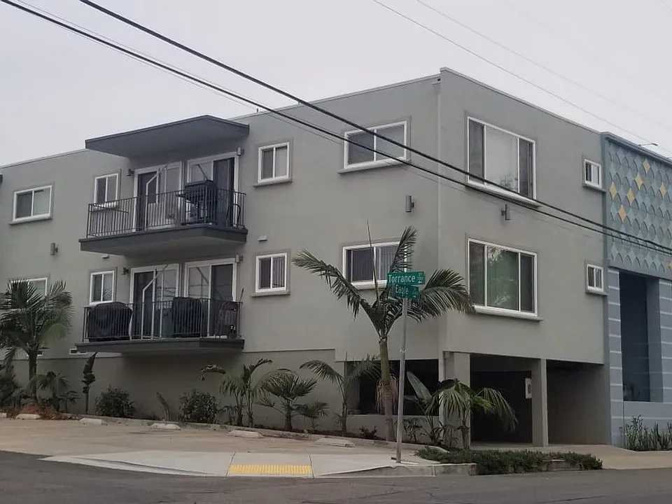 Highlander Manor Apartments