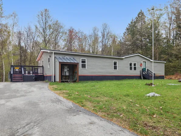 127 Peasley Road, Henniker, NH 03242