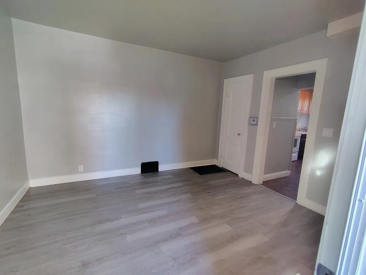 Building Photo - 3721 Salem St #1