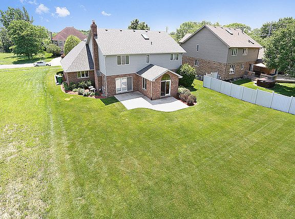 4th image of 13550 W Oakwood Ct
