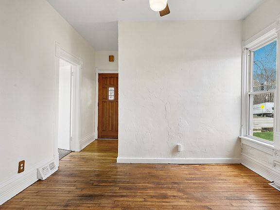 2nd image of 1203 N Broadway St