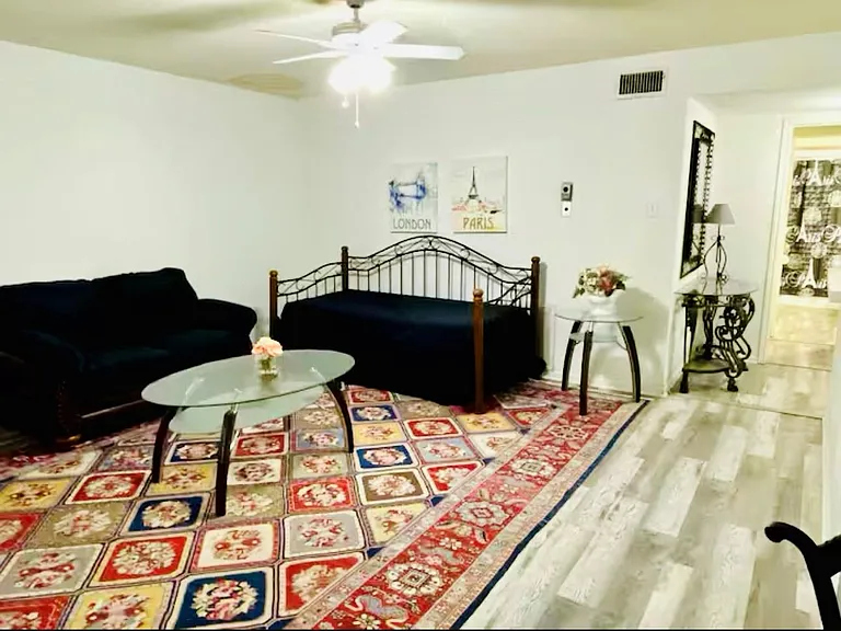 7900 Westheimer Rd #220 — Photo 6