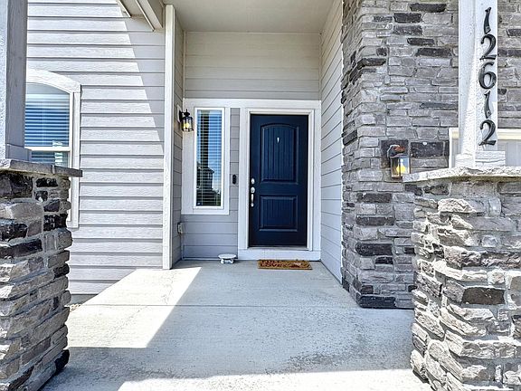 3rd image of 12612 Longview Park Ln