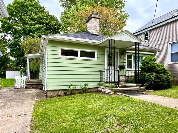 33 W 9th St, Oswego, NY 13126