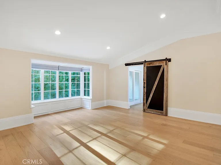 23450 Park Hermosa — Photo 39