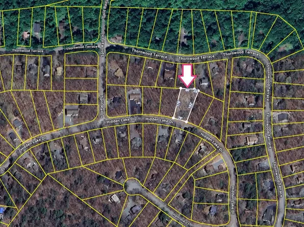 80 Hidden Lake Dr, Lake Ariel, PA 18436