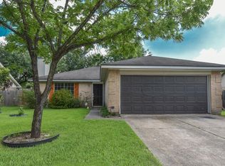 9510 Lost Eagle Dr, Houston, TX 77064