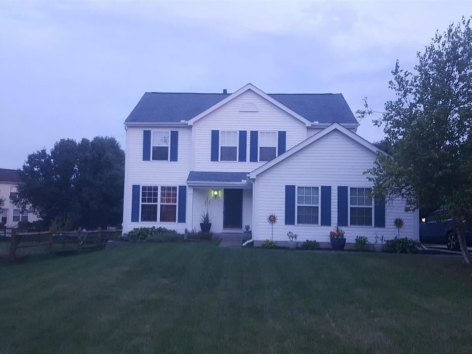 1st image of 733 Willow Pond Ct