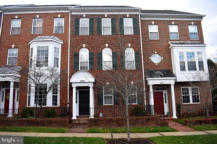 1st image of 503 Falcon Park Ln