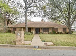 1925 Druid Ln, Fort Worth, TX 76112