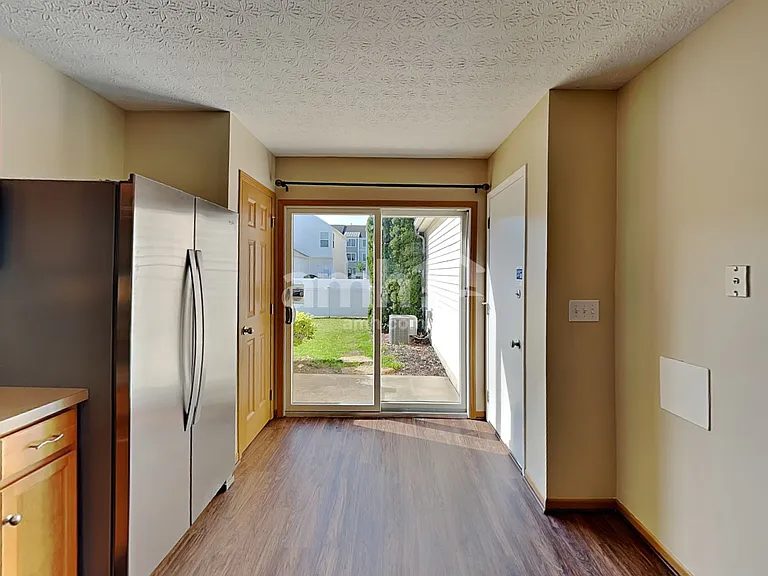6019 Haydens Crossing Blvd — Photo 4