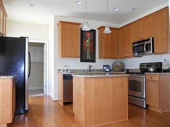 5th image of 7414 White Elm Ln