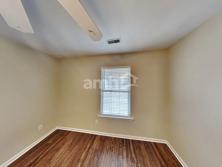 1005 Matheus Dr — Photo 14