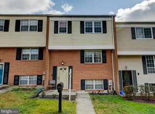 10 Rose Petal Ct, Baltimore, MD 21234