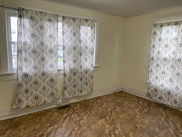 620 E Crawford St — Photo 8