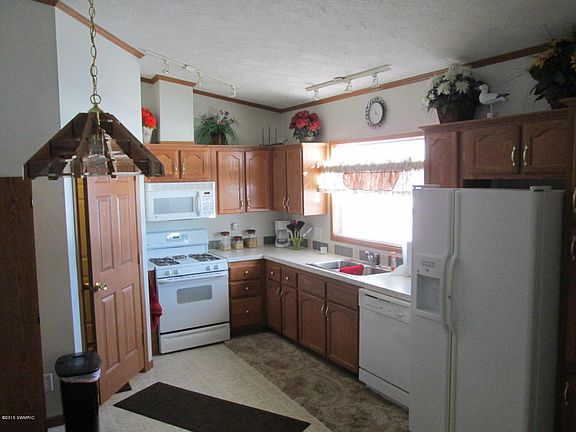 5th image of 7417 Thomas Dr