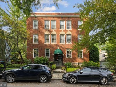 3039 Macomb St NW APT 11, Washington, DC, 20008
