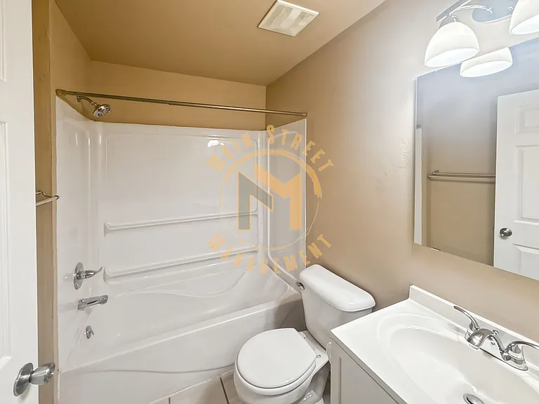 517 N Ashland Ave — Photo 14