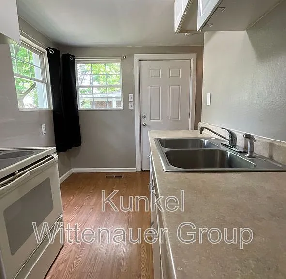 21 Gundlach Pl — Photo 6