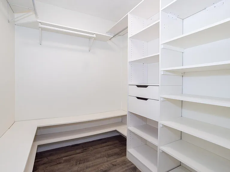 11026 Memory Park Ave #BACK — Photo 8