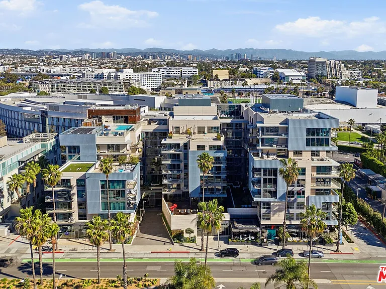 1755 Ocean Ave #702 — Photo 46