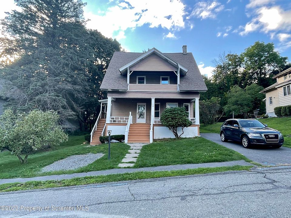 1st image of 121 Burcher Ave