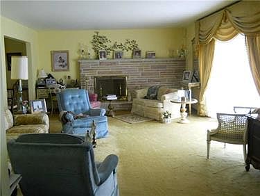 4th image of 317 Golf Ave