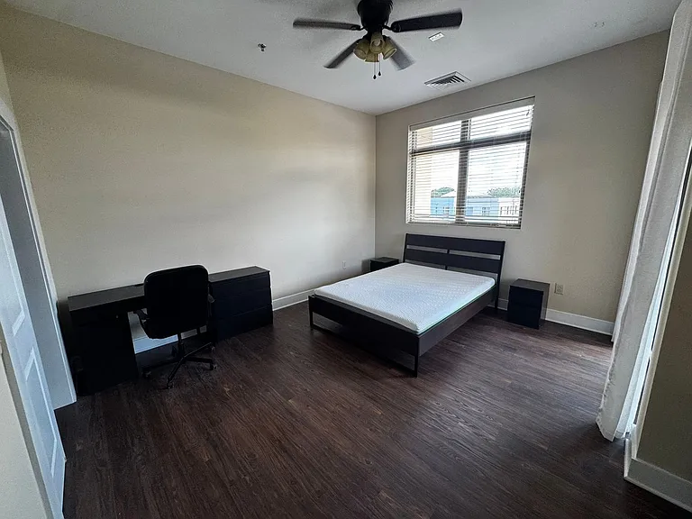 Fully Furnished Room Rentals with Utilities Included! Now Pre Leasing! — Photo 38