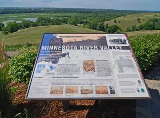 15742 Porchlight Ln, Eden Prairie, MN 55347