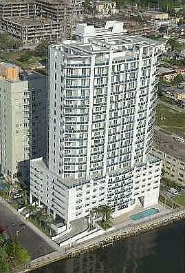 1st image of 725 NE 22nd St APT 15A