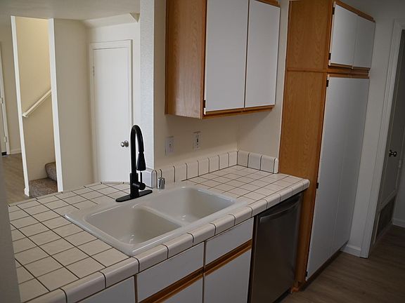 3rd image of 2461 S Village Green Dr