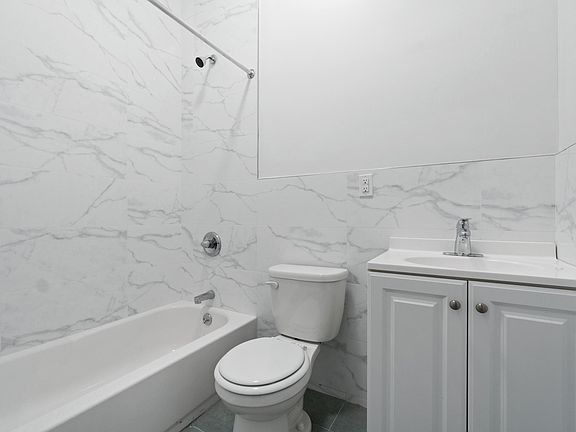 2nd image of 1224 Union Ave APT 2