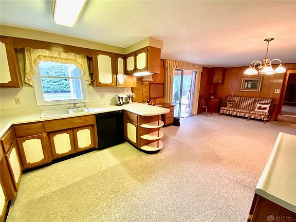 5th image of 1195 Donald Dr