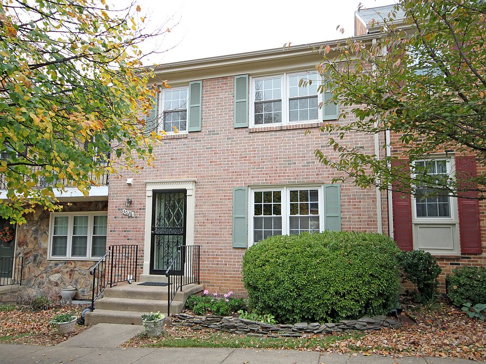 1st image of 3028 Seven Oaks Pl