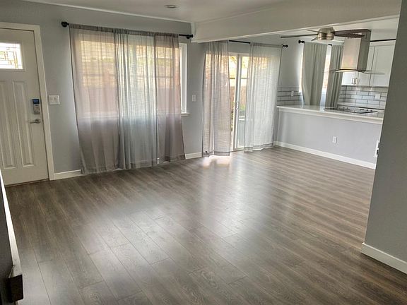 4th image of 12250 SE 60th St APT 51